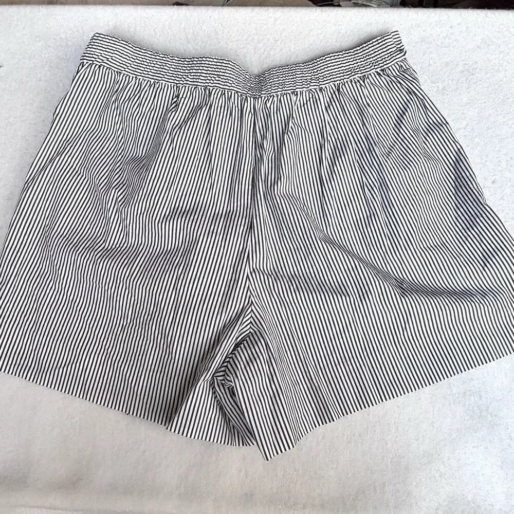 J.Crew Sack Style shorts Size 12 Tie Belt Black & White Pin Stripes High Rise